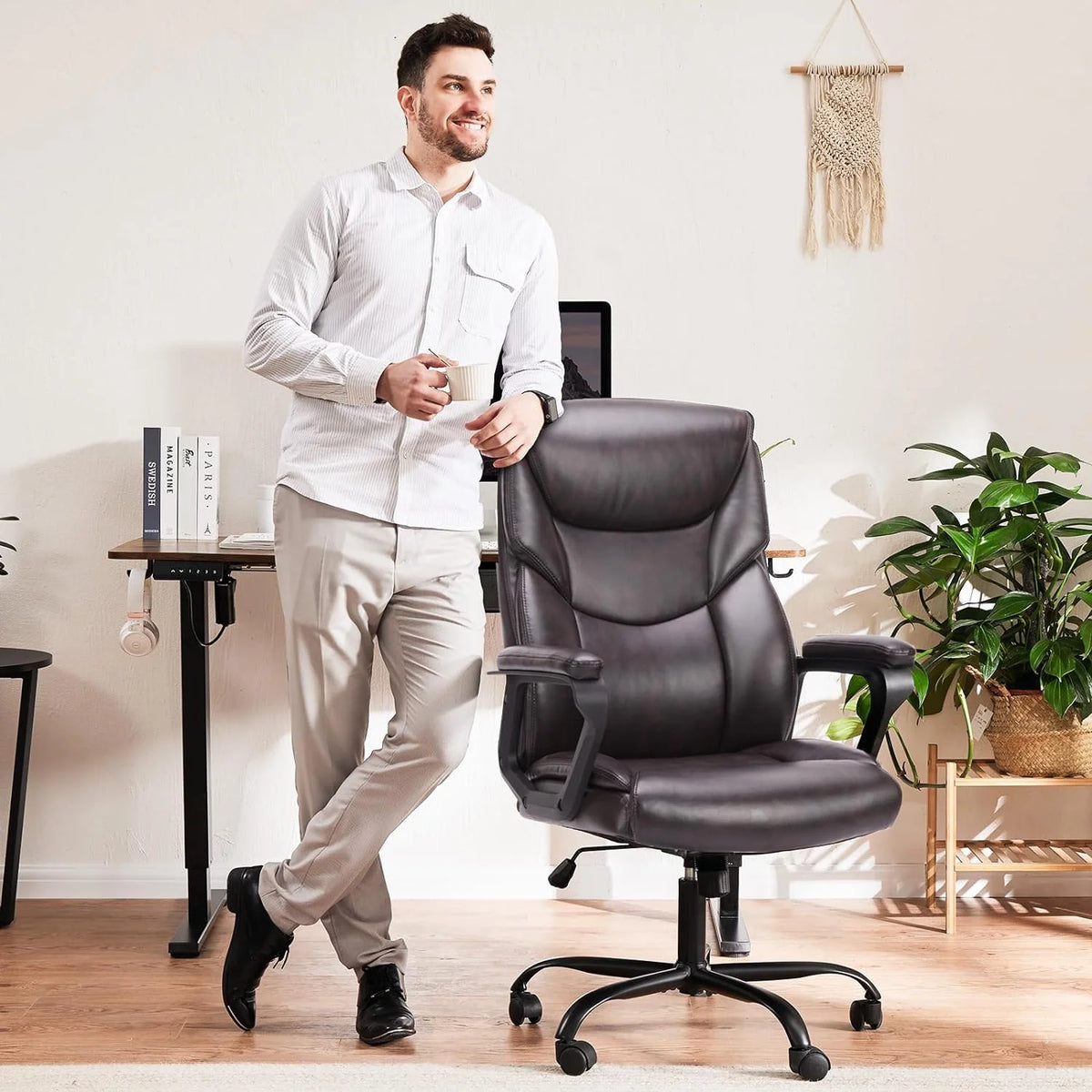 Black Office Desk Chair G7881