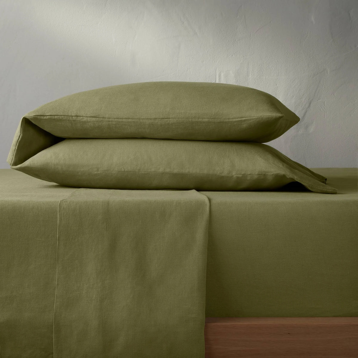 California King 100% Washed Hemp Solid Sheet Set Moss Green K40900