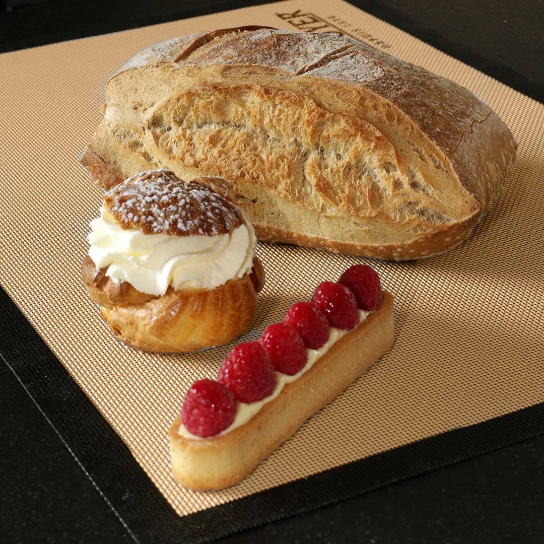 Perforated Silicone Baking Mat W1846
